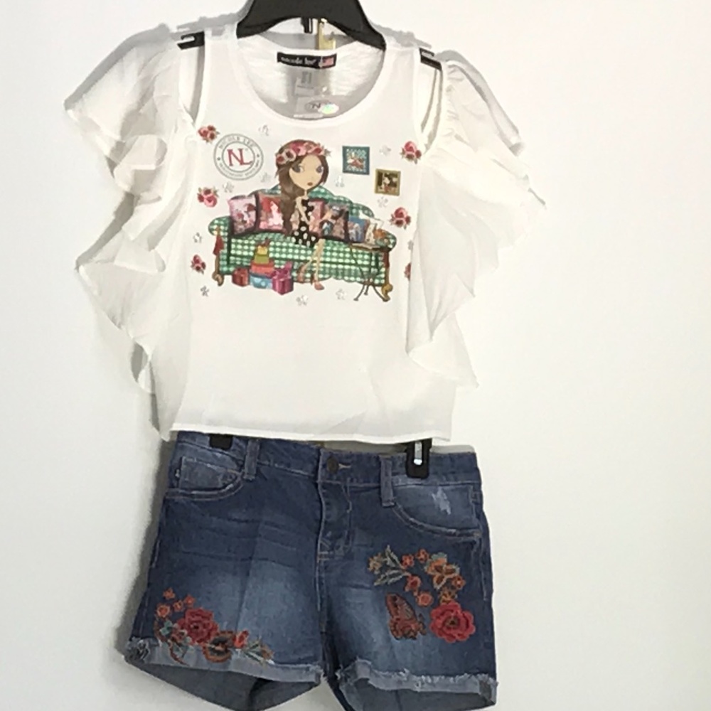 GIRLS SHORTS & NICOLE LEE SHIRT SIZE 10/12